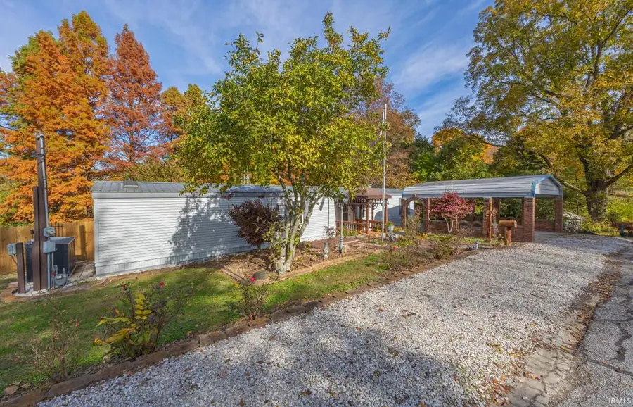 902 W Ohio Street, Holland, IN 47541 - Image #2