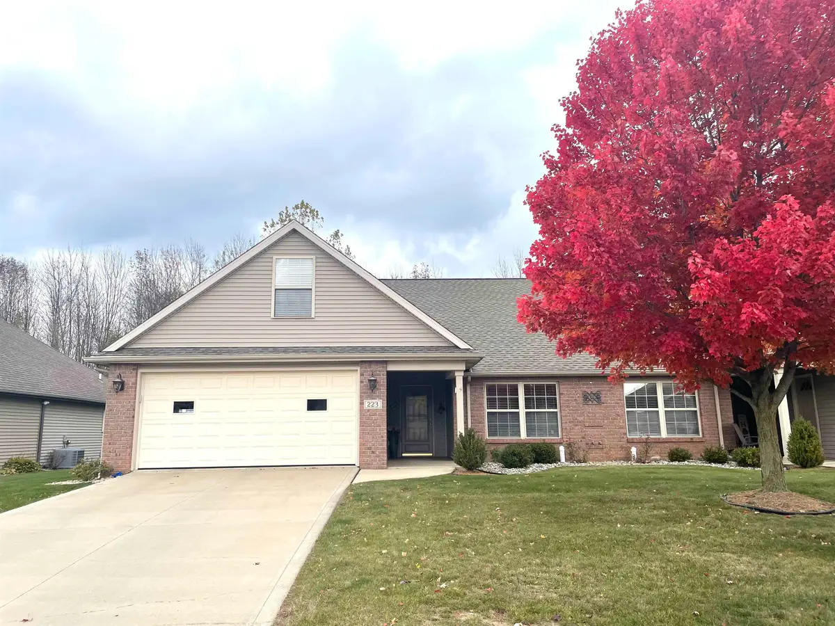 223 Coronet Street, Angola, IN 46703 - Image #1