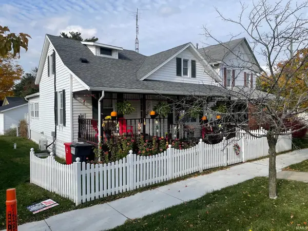 212 S Michigan Street, La Paz, IN 46537