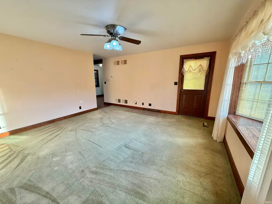 206 S Sharp Street, Poseyville, IN 47633 - Image #2