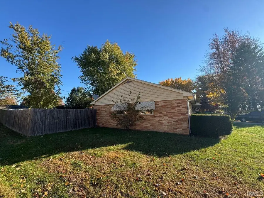 4082 W Broadway Avenue, Bloomington, IN 47404 - Image #3