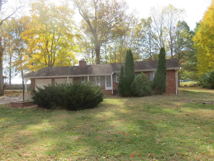 311 Sherwood Forest Drive, Galveston, IN 46932 - Image #2