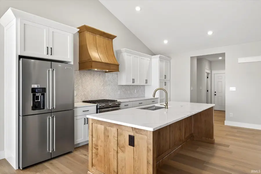 724 E Crestline Drive, Bloomington, IN 47401 - Image #3