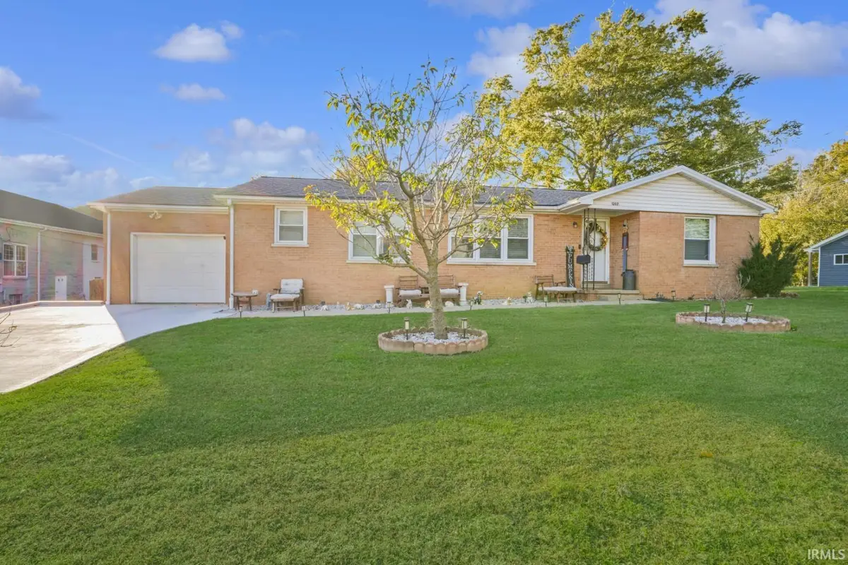 1207 Main Street, Mount Vernon, IN 47620 - Image #1