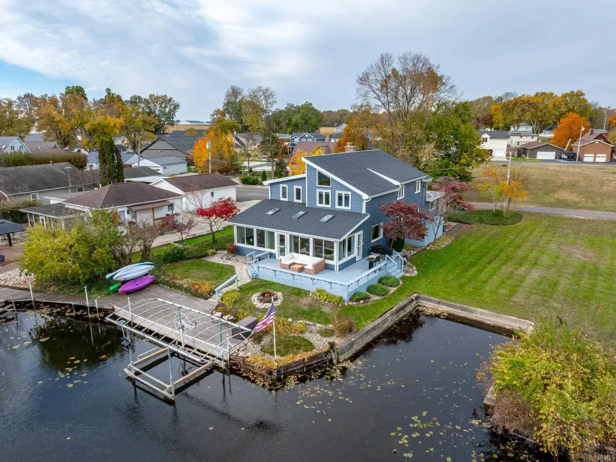 10492 N Elwood Avenue, Syracuse, IN 46567 - Image #1