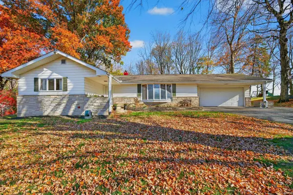 1004 Timbercrest Drive, Logansport, IN 46947