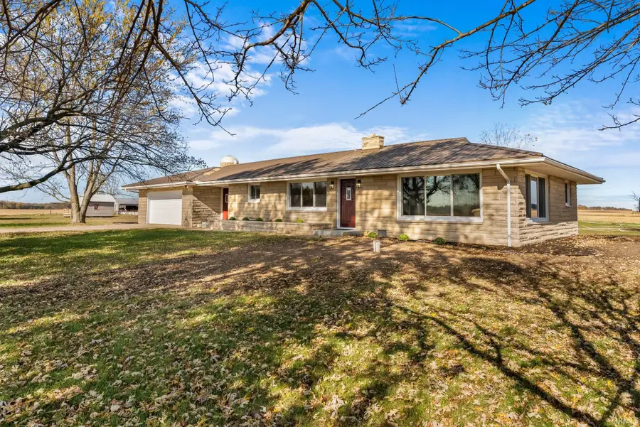 838 17th Road, Bourbon, IN 46504 - Image #2