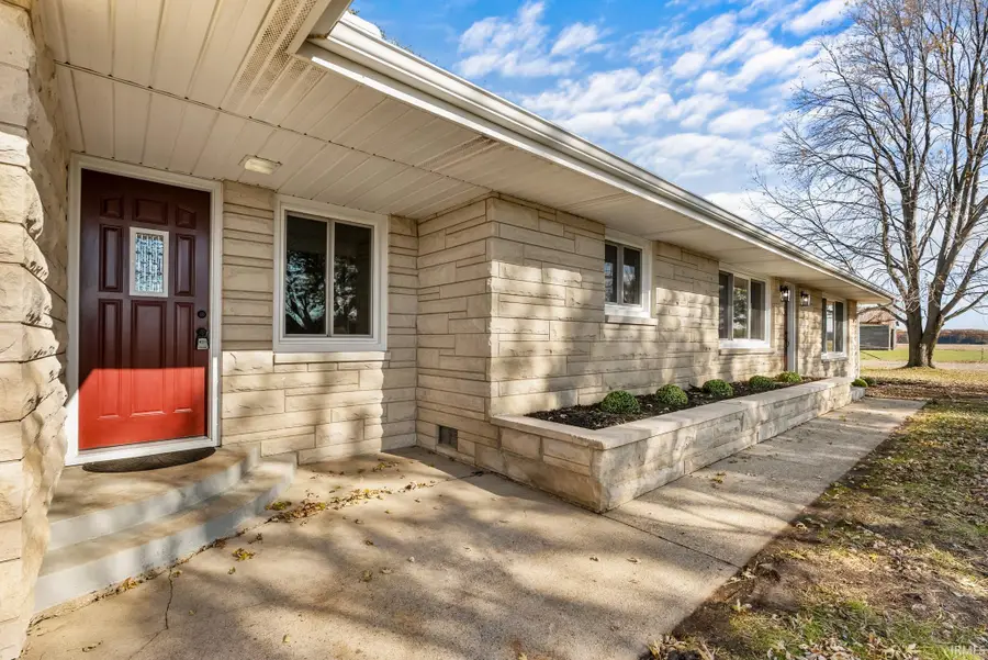 838 17th Road, Bourbon, IN 46504 - Image #3