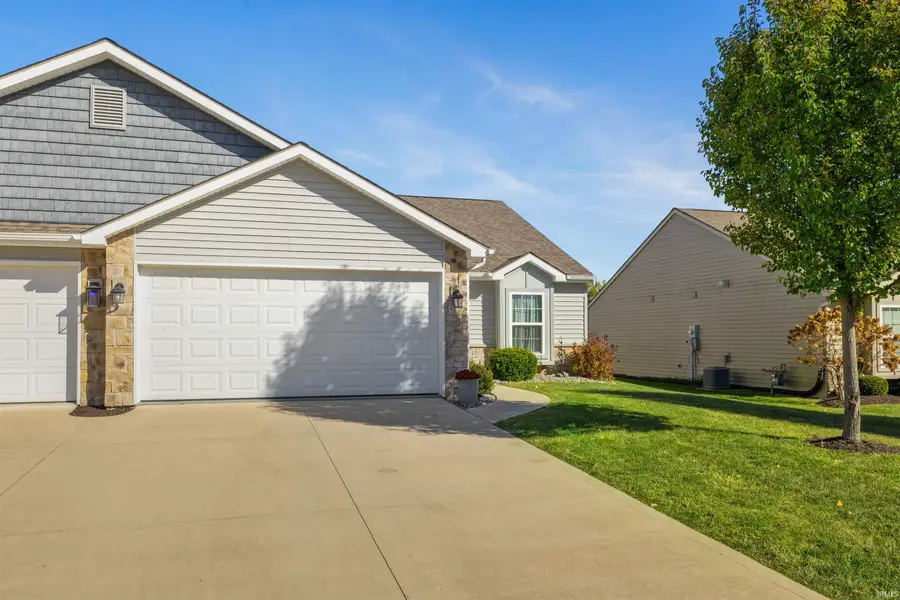 1911 Greyson Drive, Auburn, IN 46706 - Image #2