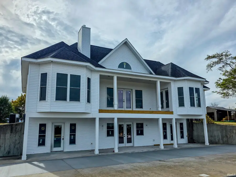 8247 E State Road 54, Bloomfield, IN 47424 - Image #2