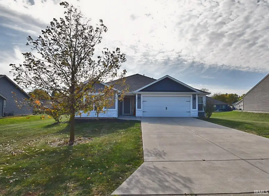 306 E Quail Drive, Oxford, IN 47971 - Image #2