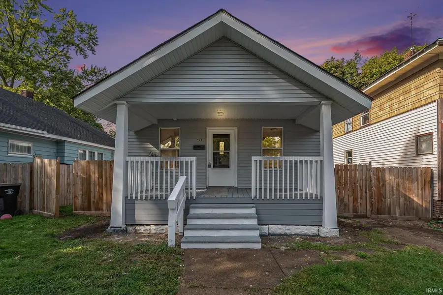 901 Lawndale Street, South Bend, IN 46628 - Image #2