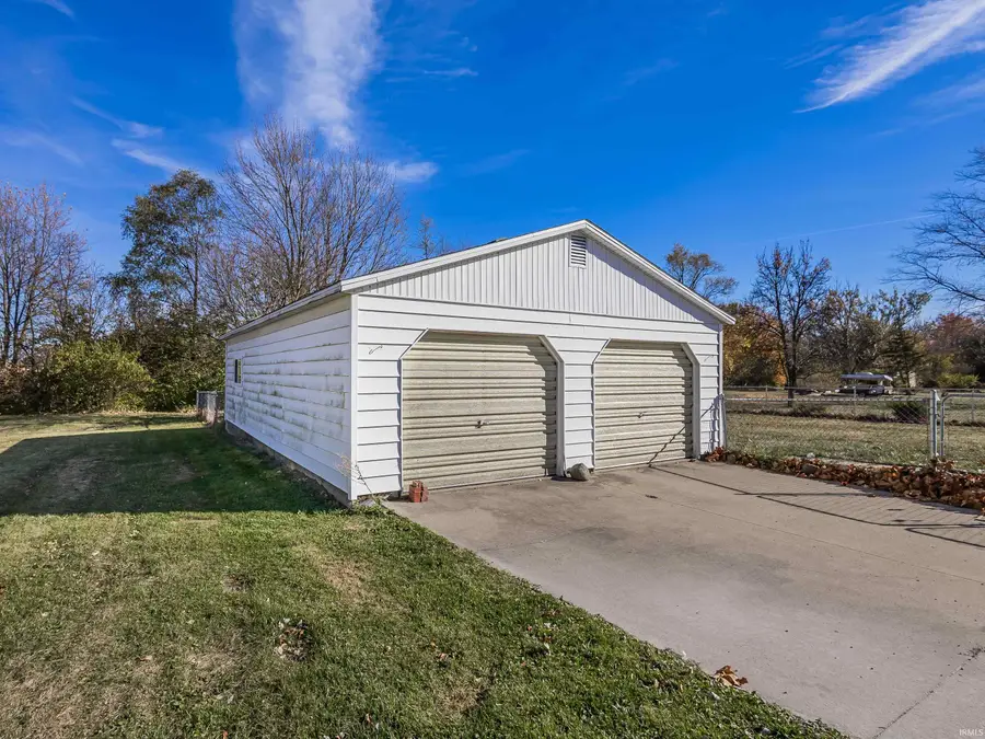 6214 Schwartz Road, Fort Wayne, IN 46835 - Image #3