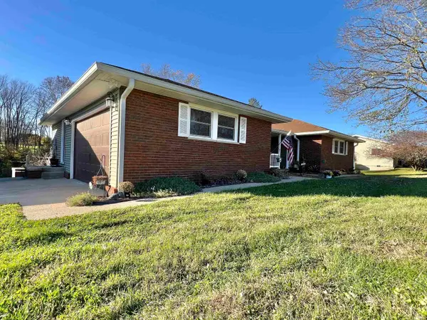 801 Rocky Creek East Street, Bedford, IN 47421