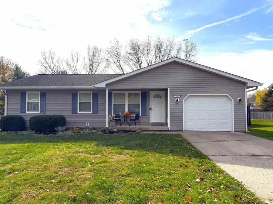 340 W Iroquois Drive, Ellettsville, IN 47429 - Image #2