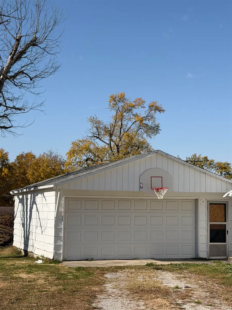 108 S Smith Street, Boswell, IN 47921 - Image #2