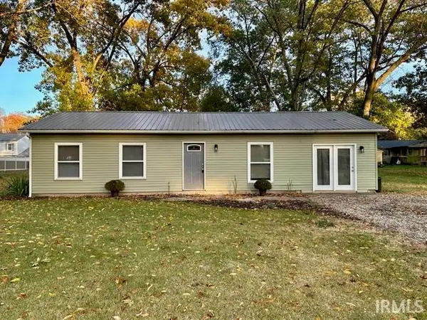 3732 N Greenwood Drive, Warsaw, IN 46582
