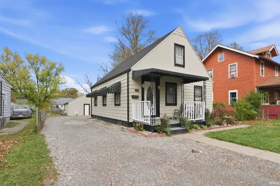 909 Mckinnie Avenue, Fort Wayne, IN 46806 - Image #3