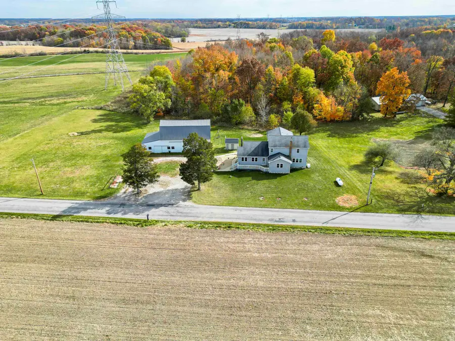 2389 S Whitley Road, Columbia City, IN 46725 - Image #2