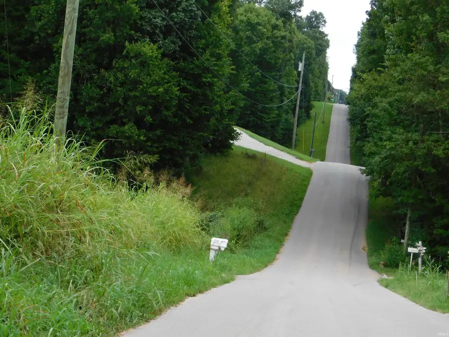 1541 S Leatherwood Road, Bedford, IN 47421 - Image #3