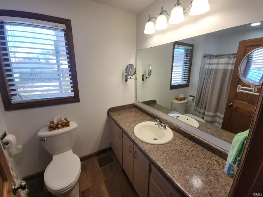 112 E Beckley Street, Royal Center, IN 46978 - Image #3