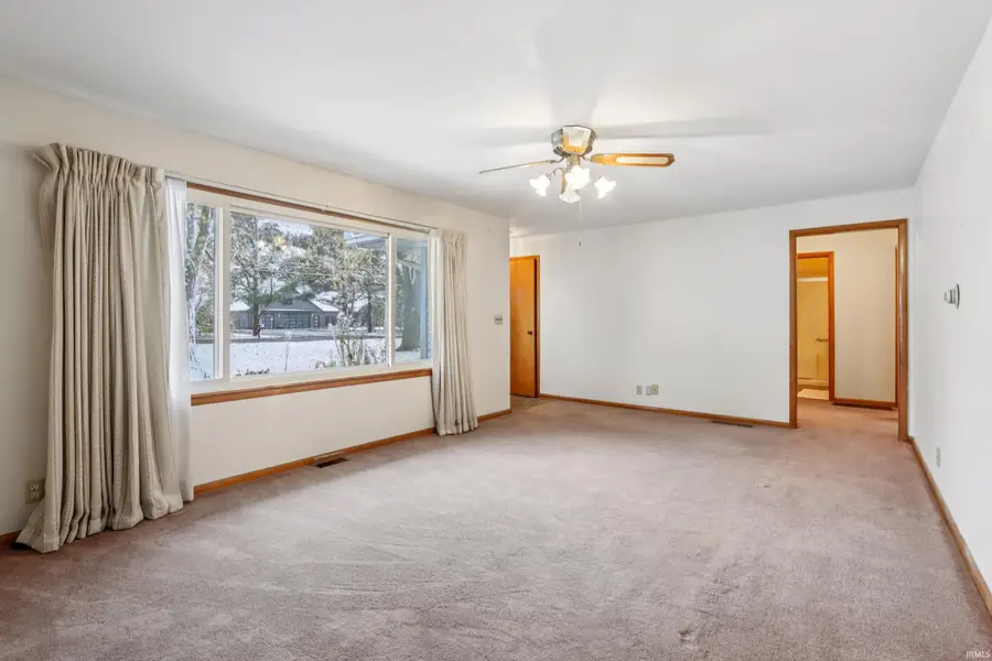 1670 W Old Waynetown Road, Crawfordsville, IN 47933 - Image #3