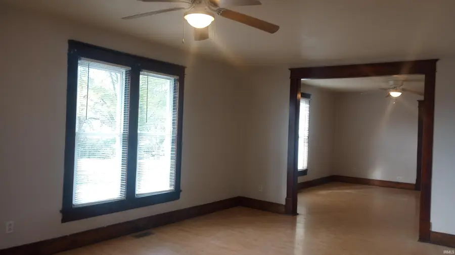 418 W 7th Street, Bicknell, IN 47512 - Image #2