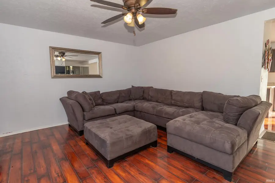 2734 Arrowhead Drive, South Bend, IN 46628 - Image #3