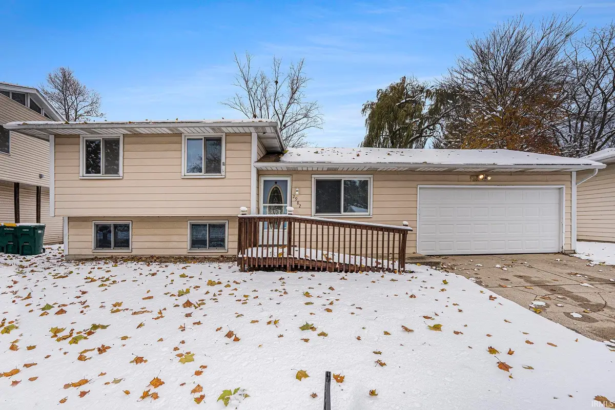 2982 Princeton Drive, Mishawaka, IN 46544 - Image #1