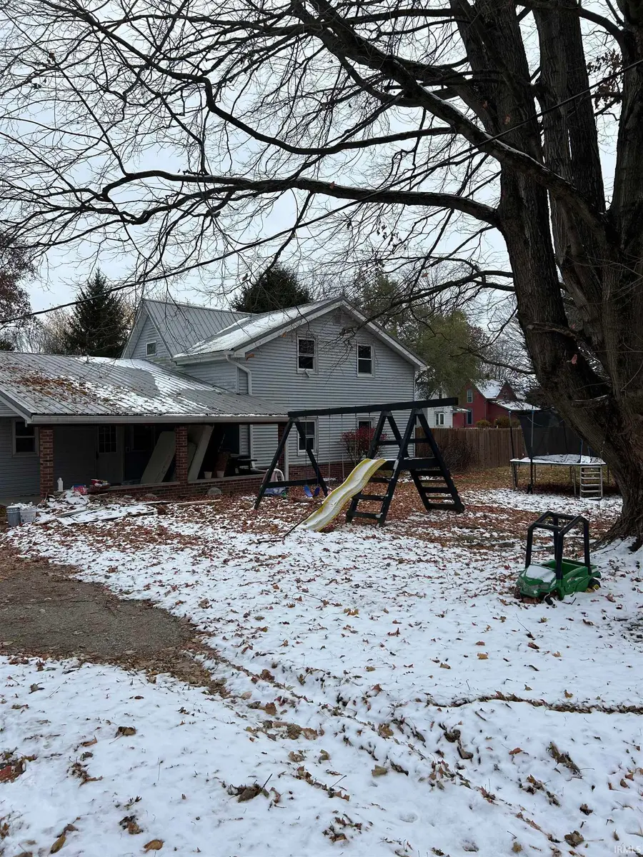 350 N Lee Street, Camden, IN 46917 - Image #2