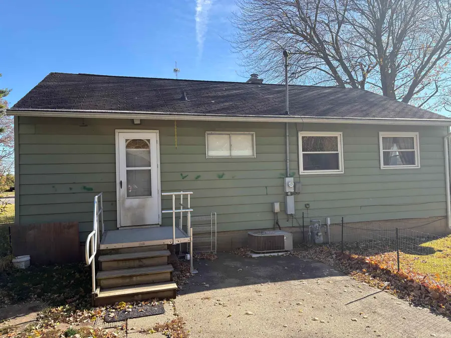 913 Villa Terrace, Kendallville, IN 46755 - Image #2