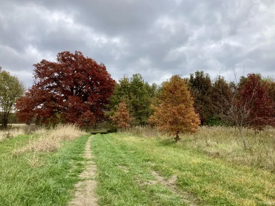 1 S Iron Mountain Road, Bloomfield, IN 47424 - Image #2