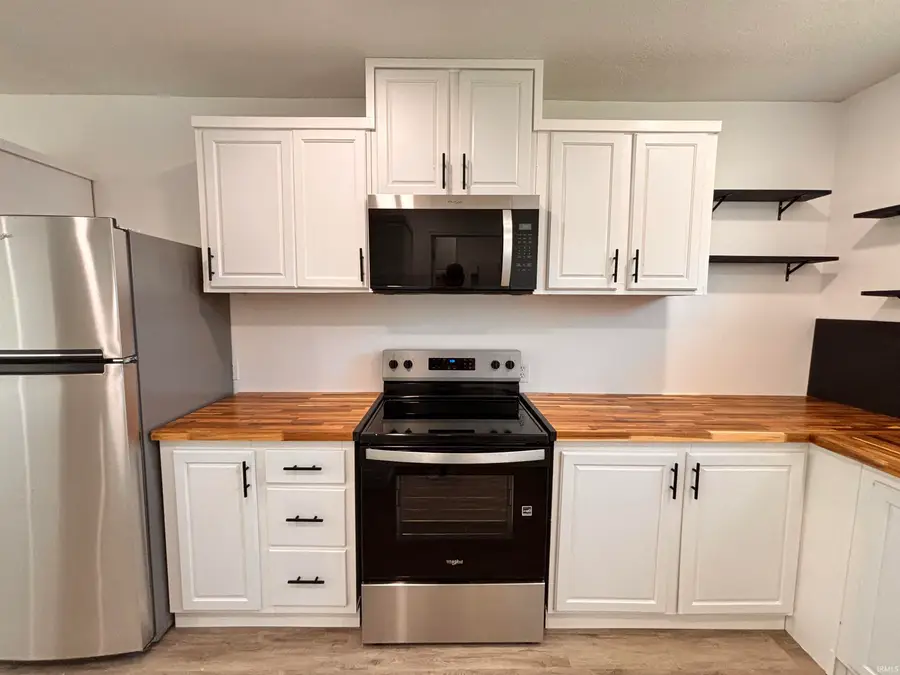 1003 W Quincy Street, Garrett, IN 46738 - Image #2