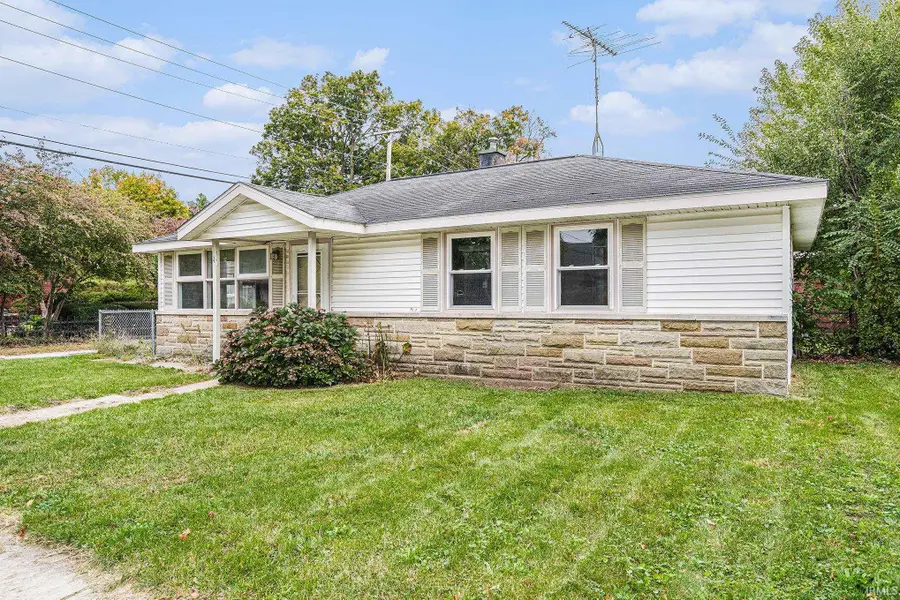 114 S Cherry Street, New Carlisle, IN 46552 - Image #2