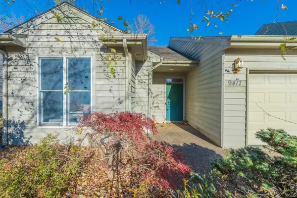 9417 S Harbour Pointe Drive, Bloomington, IN 47401