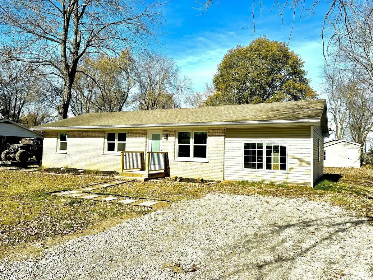 302 Green Valley Drive, Chandler, IN 47610 - Image #1