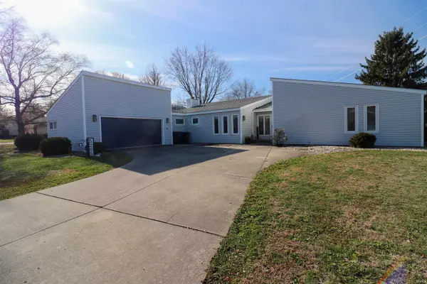 5205 N Grass Way, Muncie, IN 47304