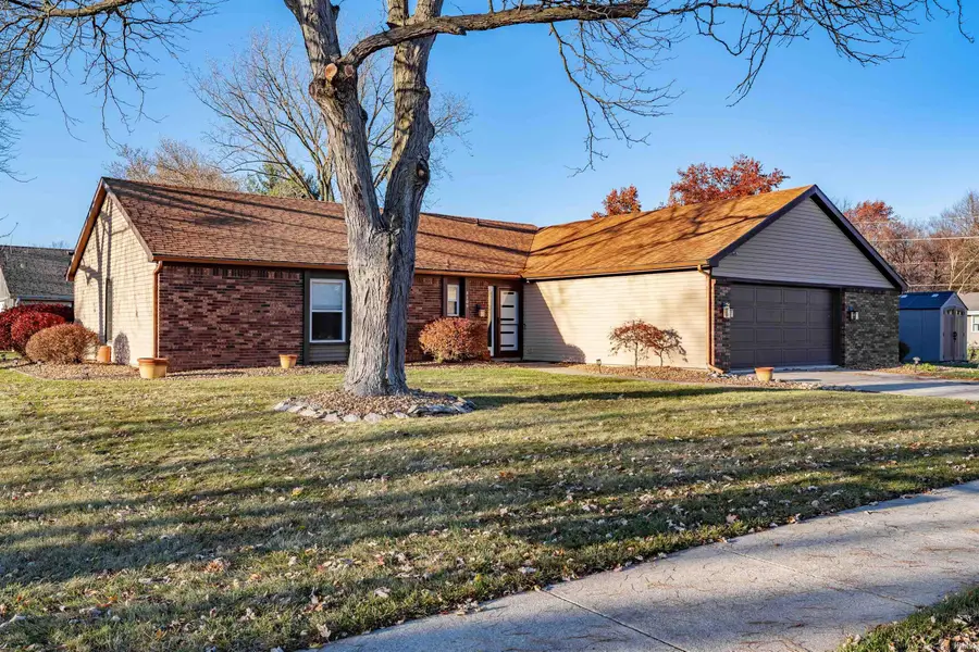 8109 Imperial Plaza Drive, Fort Wayne, IN 46835 - Image #2