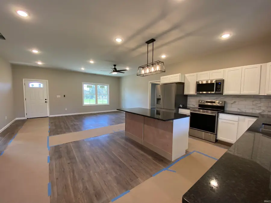 10 Trinton Avenue, Bedford, IN 47421 - Image #3