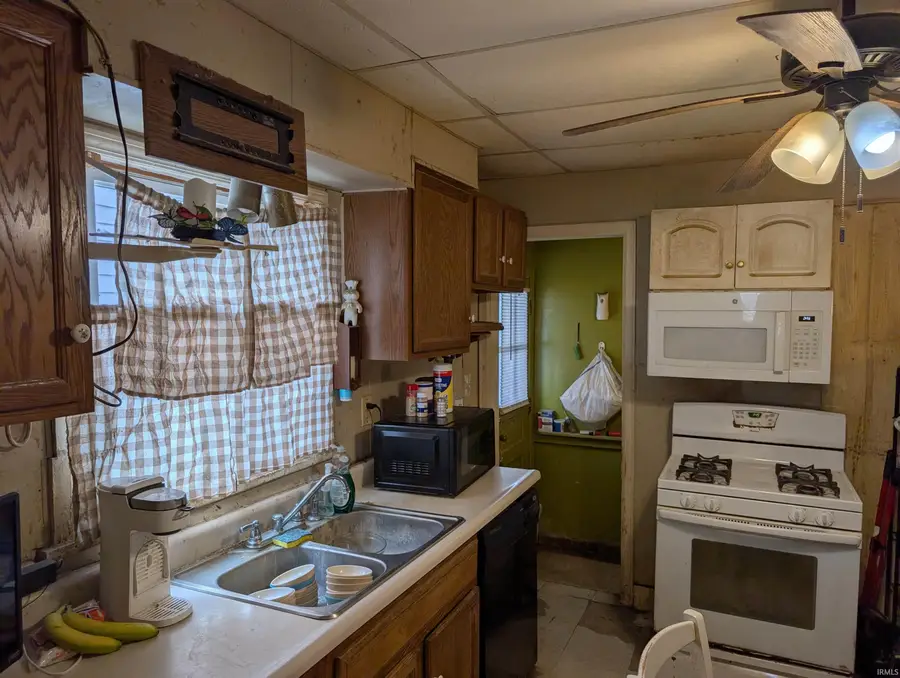 1602 College Street, South Bend, IN 46628 - Image #3