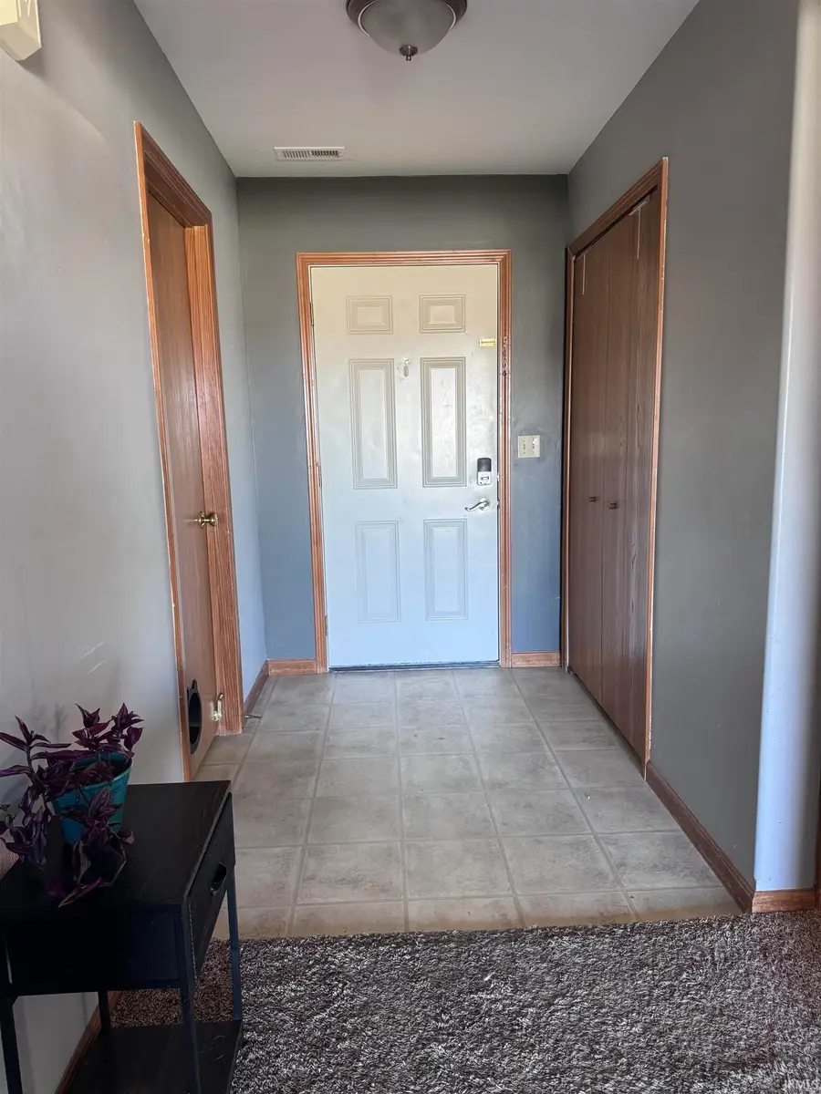 627 W Liberty Street, Butler, IN 46721 - Image #2