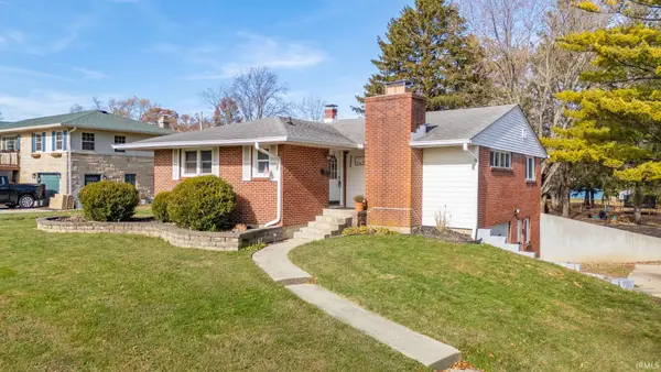 222 E Mckenzie Road, Greenfield, IN 46140