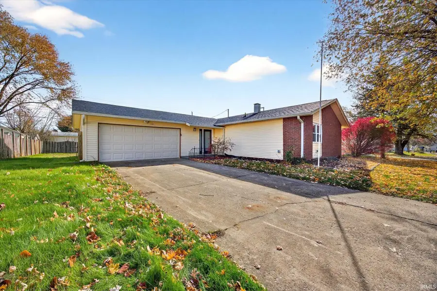 531 S Westwood Drive, Bloomington, IN 47403 - Image #2