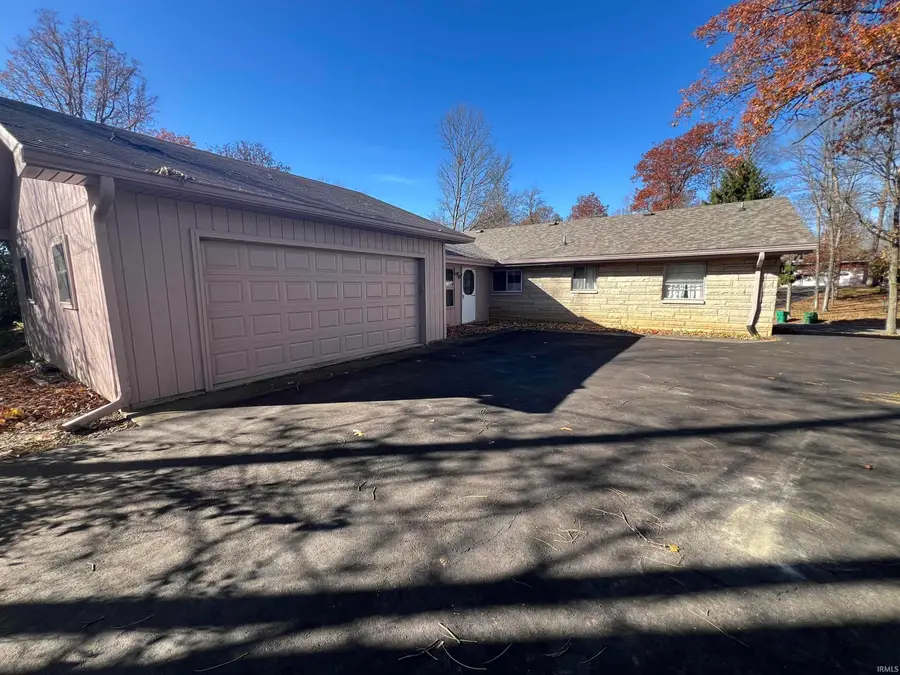 611 Black Road, New Castle, IN 47362 - Image #2