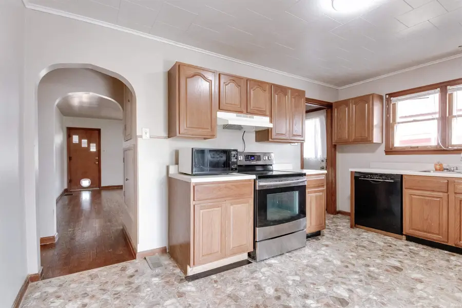 367 W Wolfe Street, Sullivan, IN 47882 - Image #2