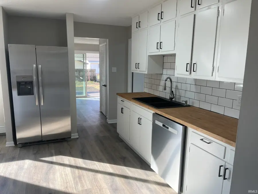 2603 Farnsworth Drive, Fort Wayne, IN 46805 - Image #2