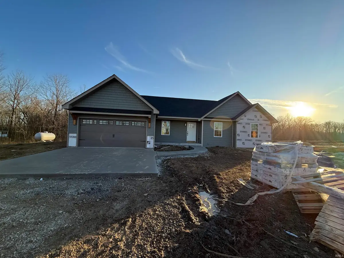 1604 S Layton Station Road, Veedersburg, IN 47987 - #1