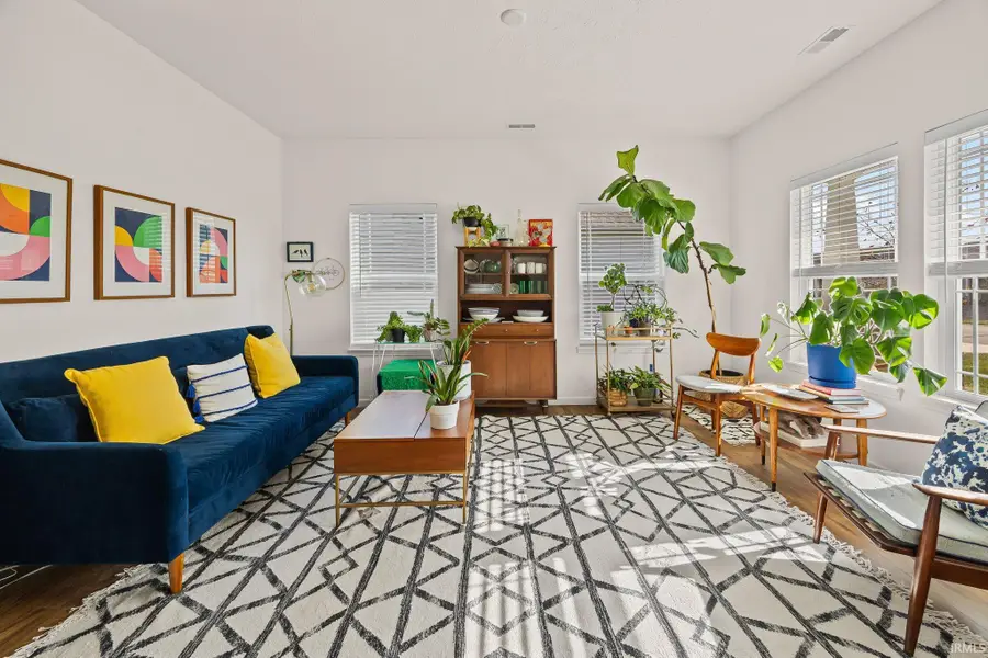 972 Colcester Lane, West Lafayette, IN 47906 - Image #2