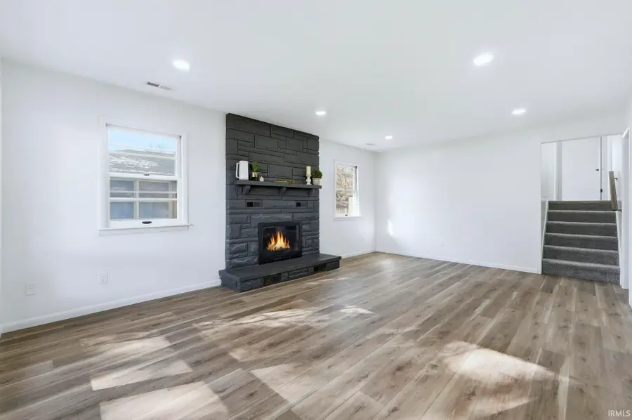 1209 Curdes Avenue, Fort Wayne, IN 46805 - Image #3