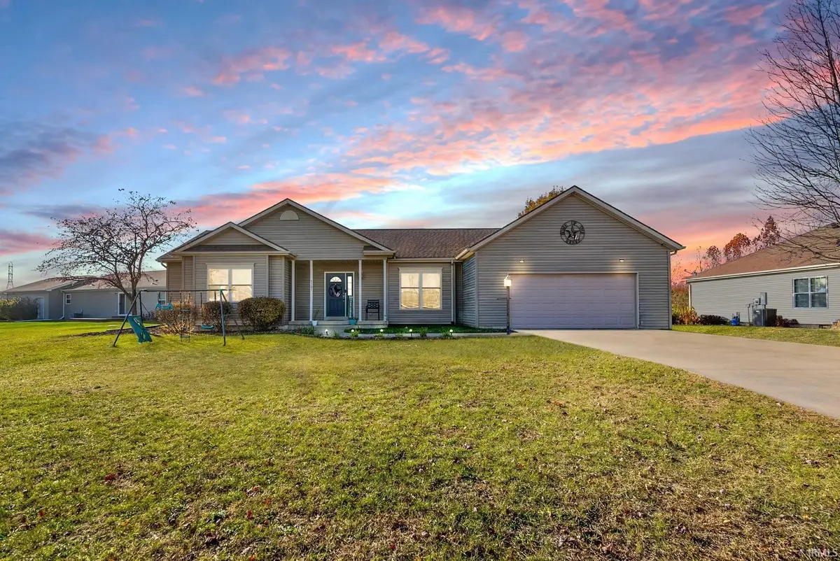 4307 N Lighthouse Drive, Warsaw, IN 46582 - Image #1